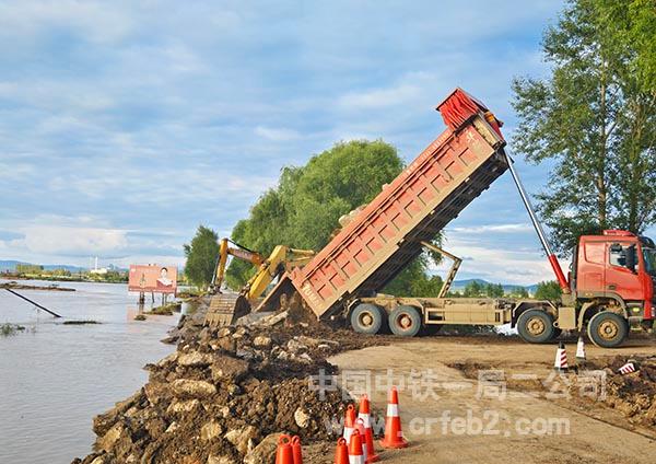 铁科高速公路项目组织抢险